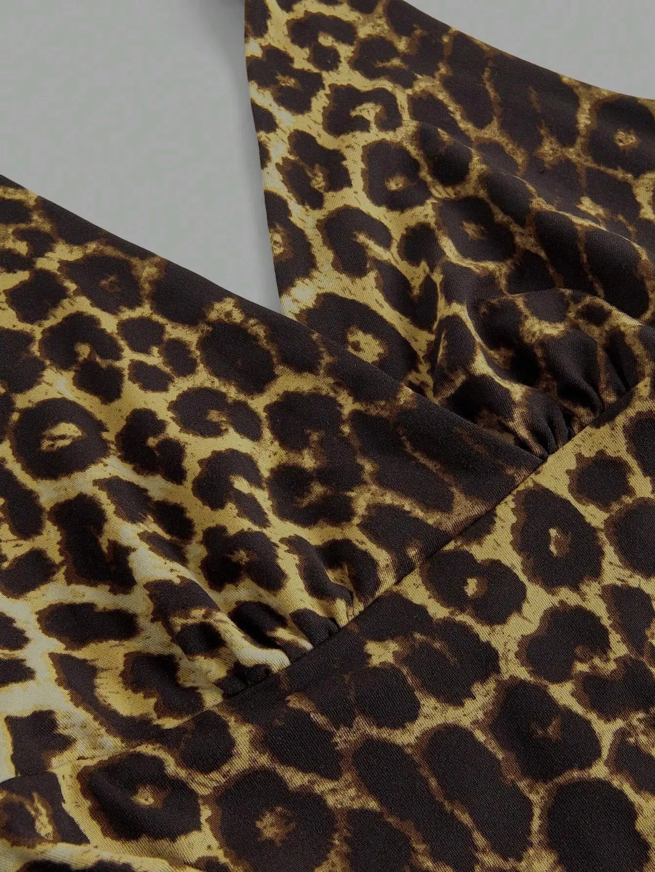 Top Halter com Estampado Leopardo